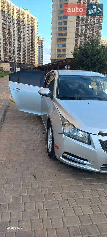 Chevrolet Cruze 2013