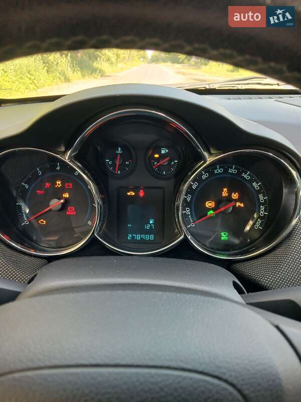 Хетчбек Chevrolet Cruze 2011 в Вишгороді