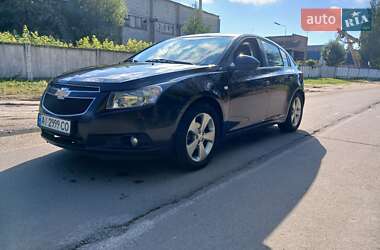 Хэтчбек Chevrolet Cruze 2011 в Вышгороде