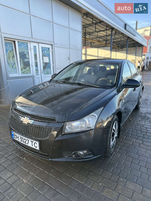 Седан Chevrolet Cruze 2011 в Подольске