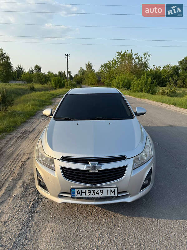 Седан Chevrolet Cruze 2014 в Славуте