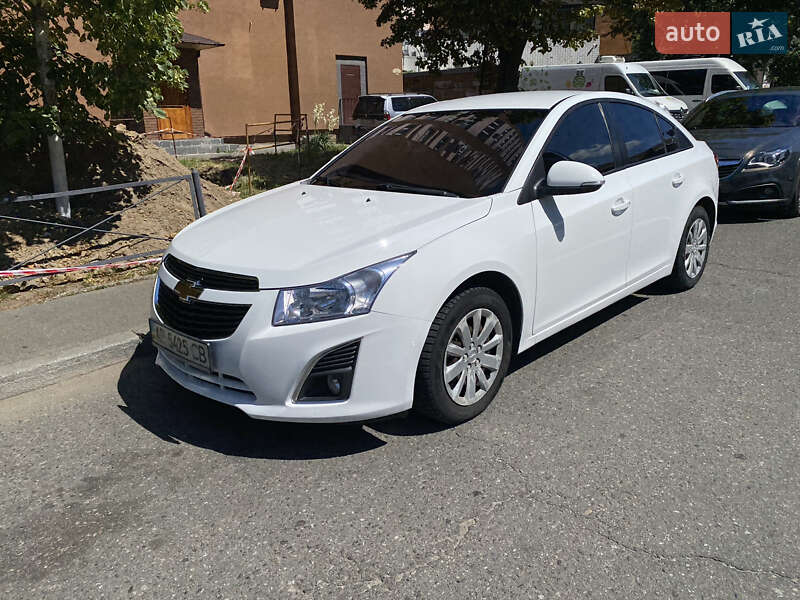 Седан Chevrolet Cruze 2014 в Києві