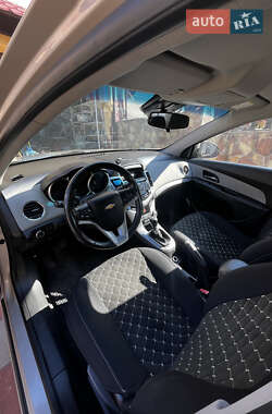 Седан Chevrolet Cruze 2011 в 