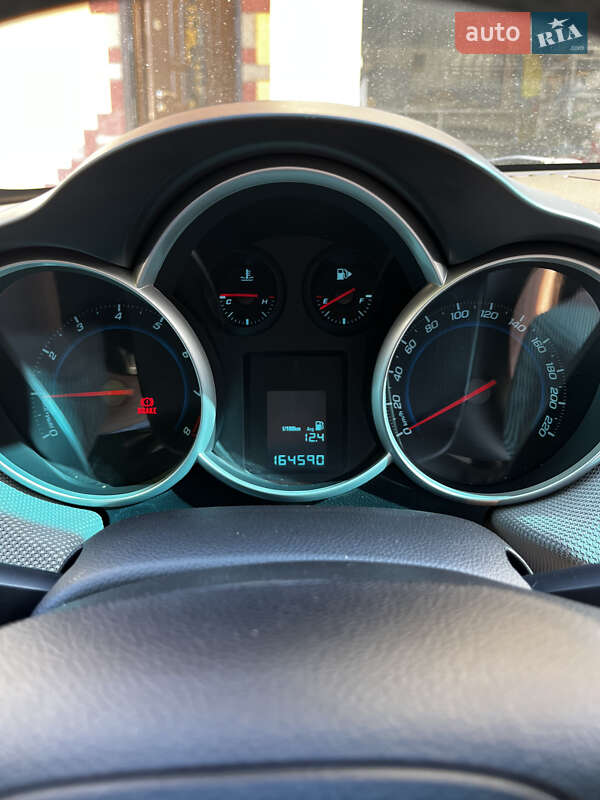 Седан Chevrolet Cruze 2011 в Тернополе