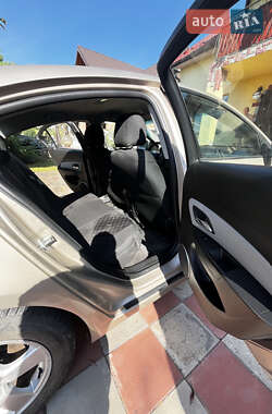 Седан Chevrolet Cruze 2011 в 