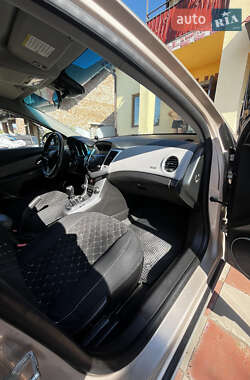 Седан Chevrolet Cruze 2011 в 