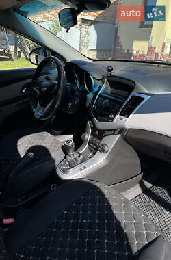 Седан Chevrolet Cruze 2011 в 
