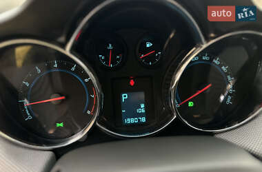 Седан Chevrolet Cruze 2010 в 