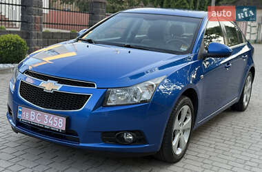 Седан Chevrolet Cruze 2010 в Ровно