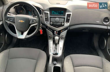 Седан Chevrolet Cruze 2012 в Чернигове