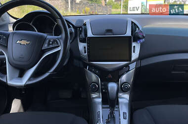 Хэтчбек Chevrolet Cruze 2014 в 