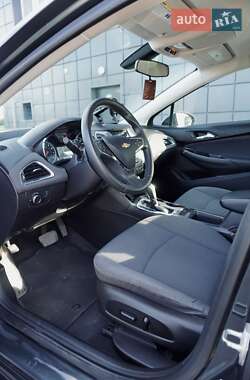 Седан Chevrolet Cruze 2018 в Киеве