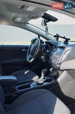 Седан Chevrolet Cruze 2018 в Киеве