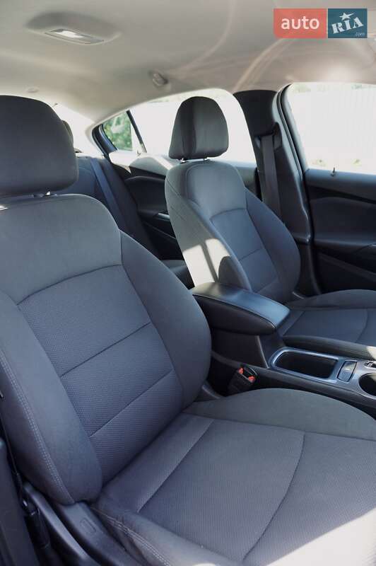 Седан Chevrolet Cruze 2018 в Лохвице
