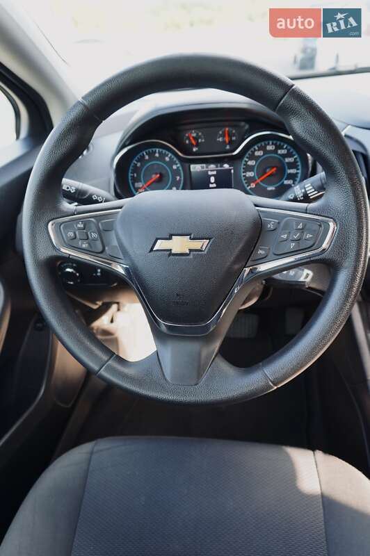 Седан Chevrolet Cruze 2018 в Лохвице