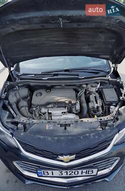 Седан Chevrolet Cruze 2018 в Киеве