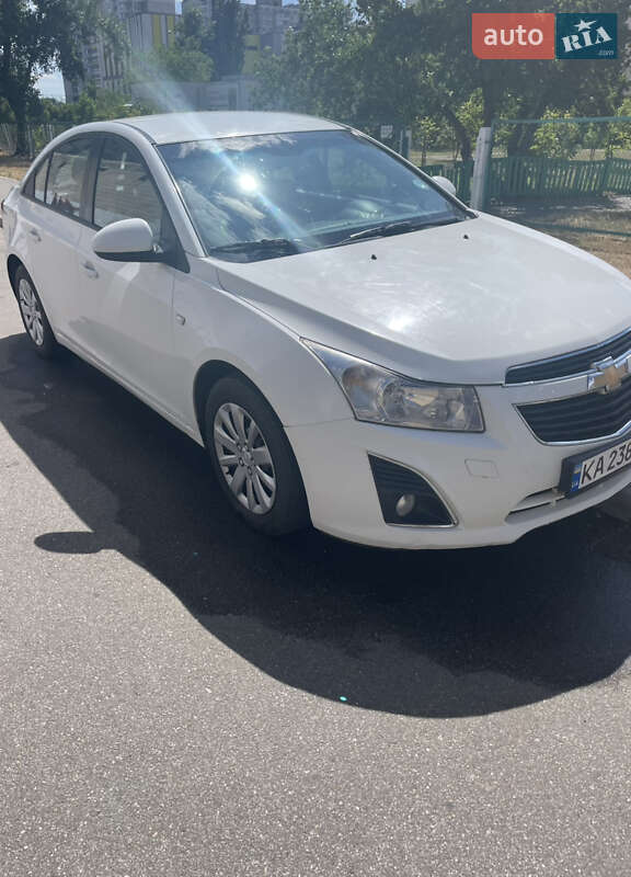 Седан Chevrolet Cruze 2013 в Києві