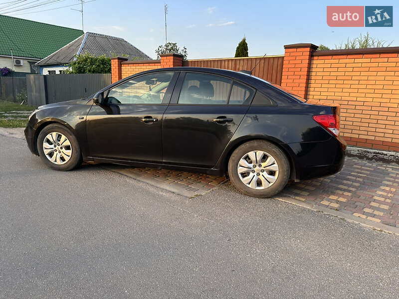 Седан Chevrolet Cruze 2015 в Новомосковске