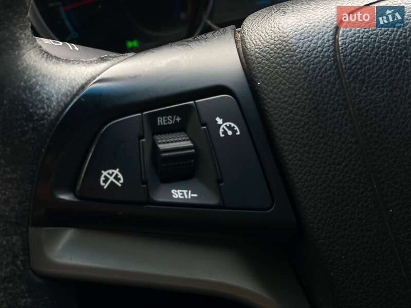 Седан Chevrolet Cruze 2012 в Киеве