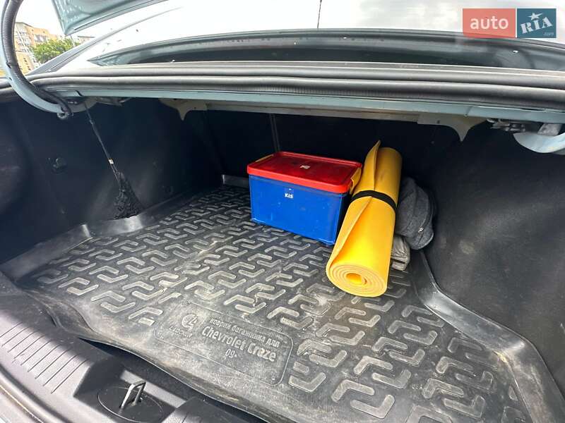 Седан Chevrolet Cruze 2010 в Киеве