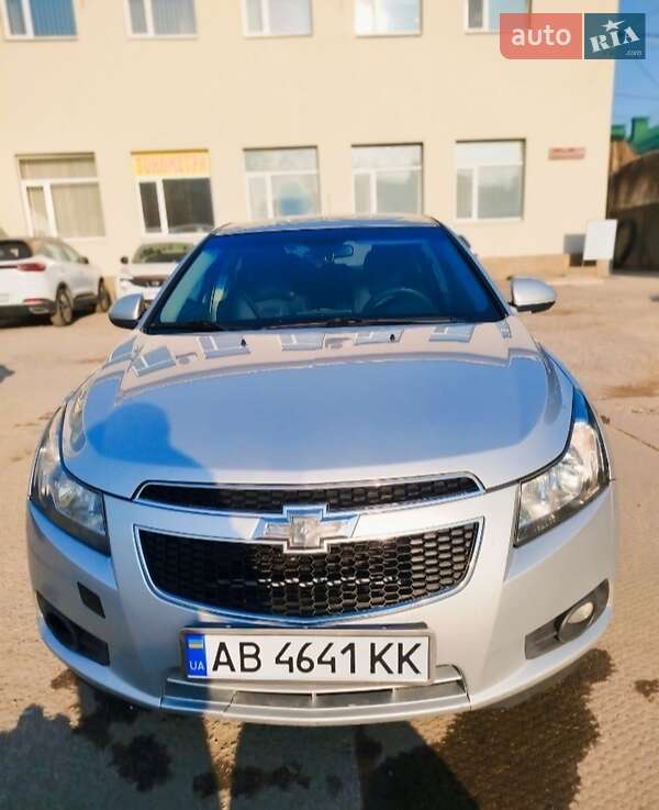 Седан Chevrolet Cruze 2012 в Вінниці
