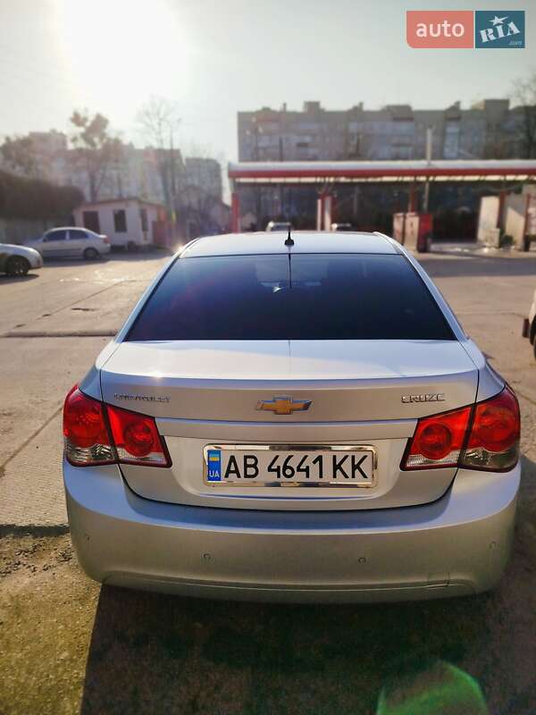 Седан Chevrolet Cruze 2012 в Вінниці