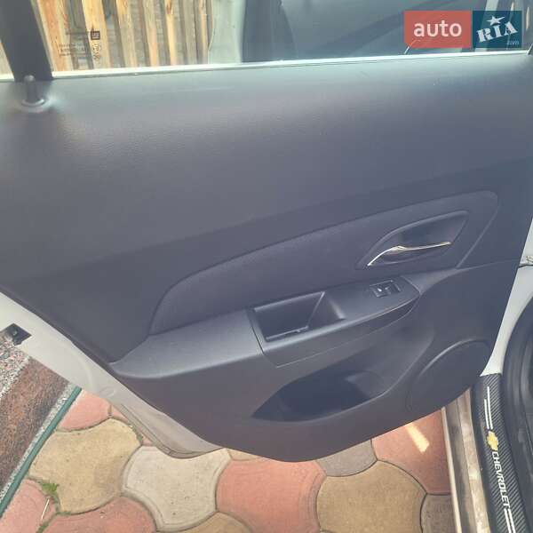 Седан Chevrolet Cruze 2012 в Кропивницькому