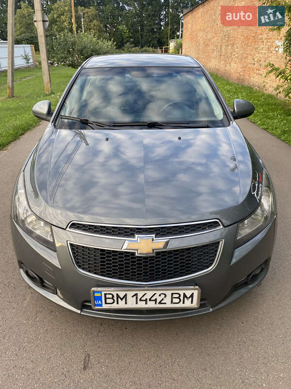 Седан Chevrolet Cruze 2011 в Сумах