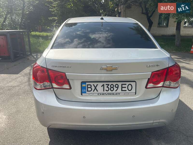 Седан Chevrolet Cruze 2011 в Киеве