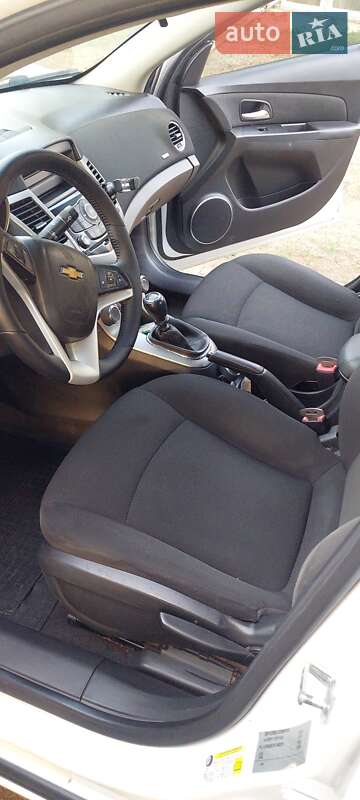 Седан Chevrolet Cruze 2012 в Харькове