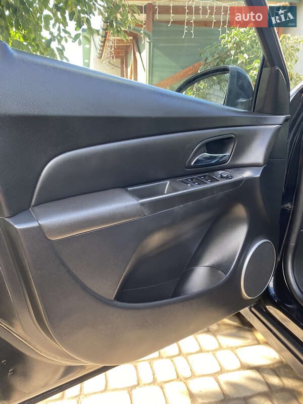 Хетчбек Chevrolet Cruze 2012 в Кривому Розі