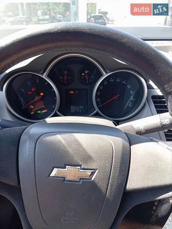 Седан Chevrolet Cruze 2009 в Киеве