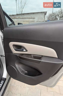 Седан Chevrolet Cruze 2011 в Одесі