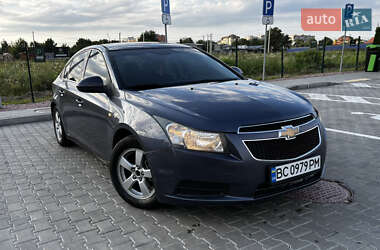 Седан Chevrolet Cruze 2013 в Стрию