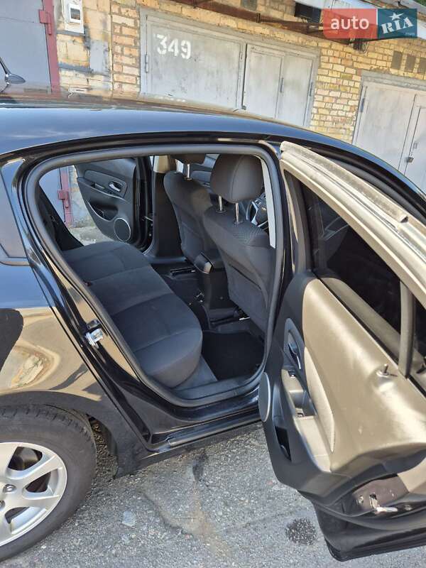 Хетчбек Chevrolet Cruze 2012 в Києві