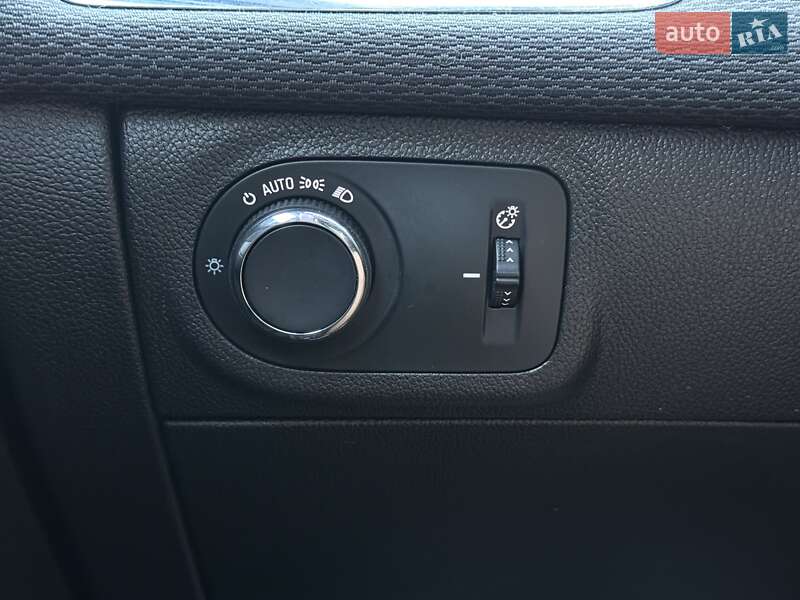 Седан Chevrolet Cruze 2018 в Киеве