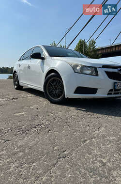 Седан Chevrolet Cruze 2011 в Києві