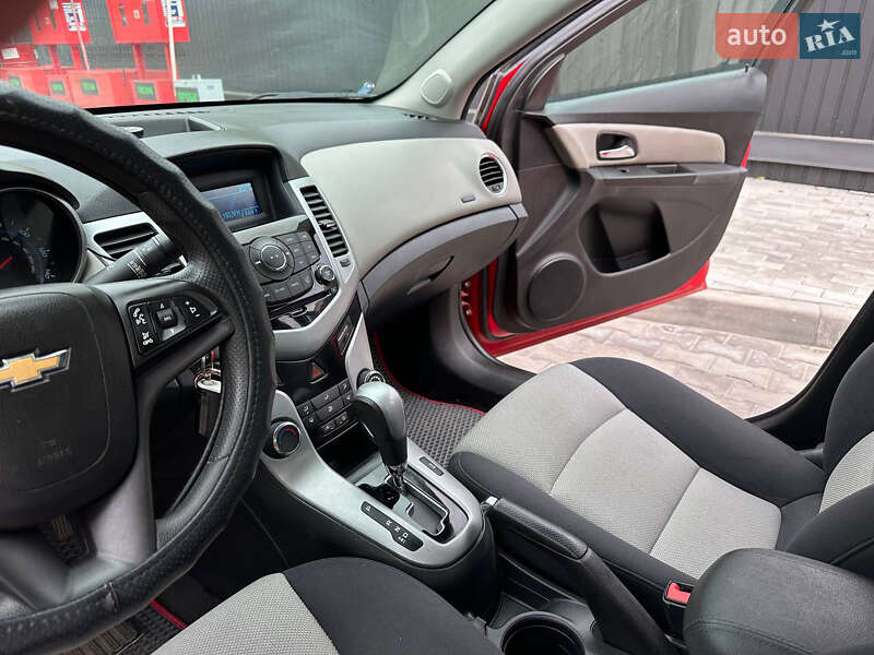 Седан Chevrolet Cruze 2013 в Дніпрі
