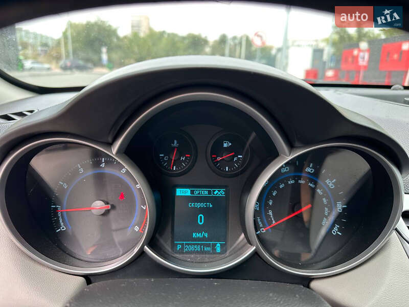 Седан Chevrolet Cruze 2013 в Дніпрі