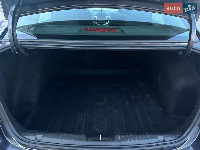 Седан Chevrolet Cruze 2015 в Києві