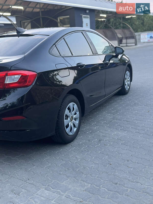 Седан Chevrolet Cruze 2017 в Львове фото 4 Седан Chevrolet Cruze 2017 в Львове