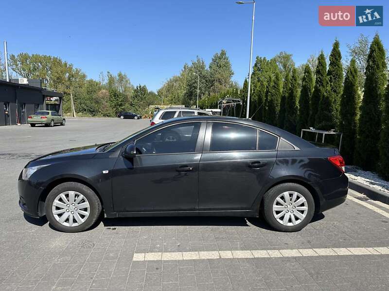 Седан Chevrolet Cruze 2011 в Івано-Франківську фото 5 Седан Chevrolet Cruze 2011 в Івано-Франківську