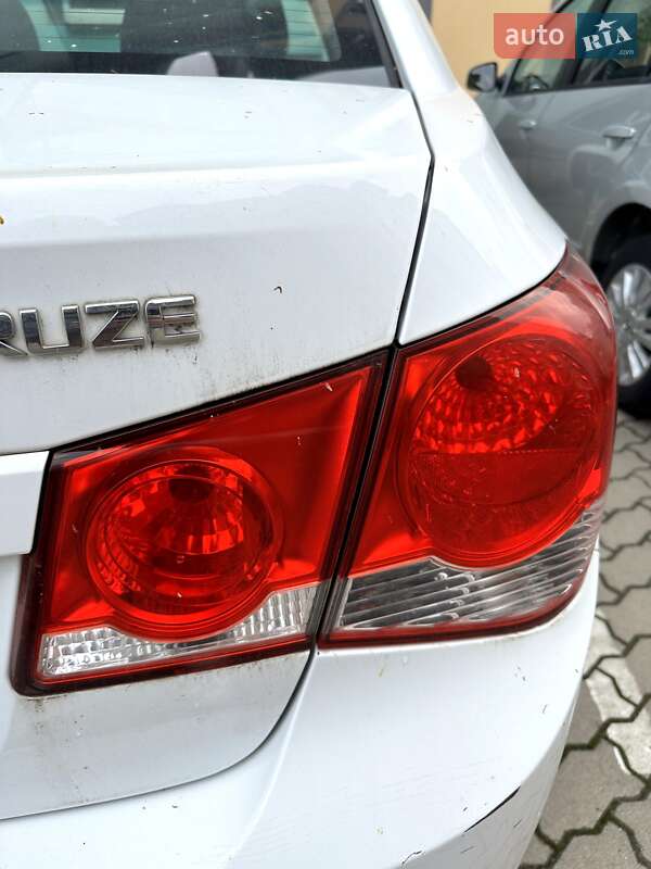 Седан Chevrolet Cruze 2012 в Львові фото 10 Седан Chevrolet Cruze 2012 в Львові