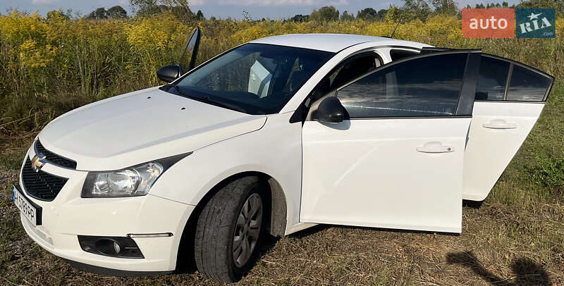 Седан Chevrolet Cruze 2015 в Борисполе
