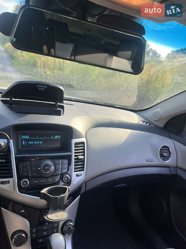 Седан Chevrolet Cruze 2015 в Борисполе
