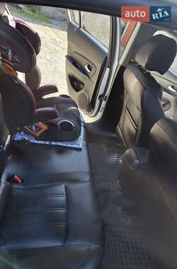 Седан Chevrolet Cruze 2011 в Запорожье