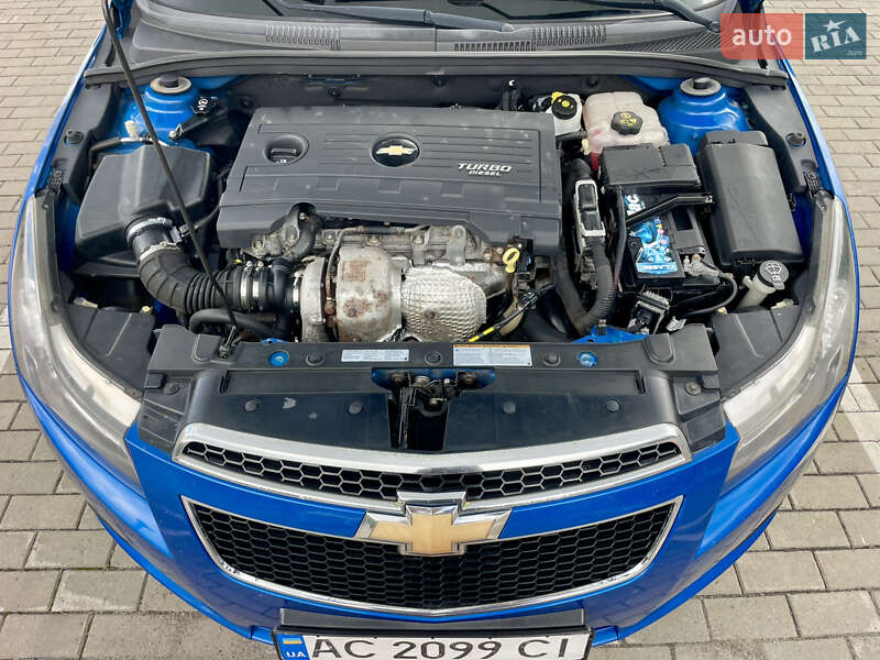 Седан Chevrolet Cruze 2011 в Луцьку