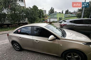 Седан Chevrolet Cruze 2011 в 