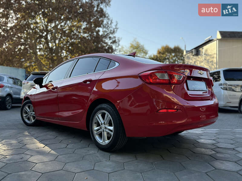 Седан Chevrolet Cruze 2017 в Одесі