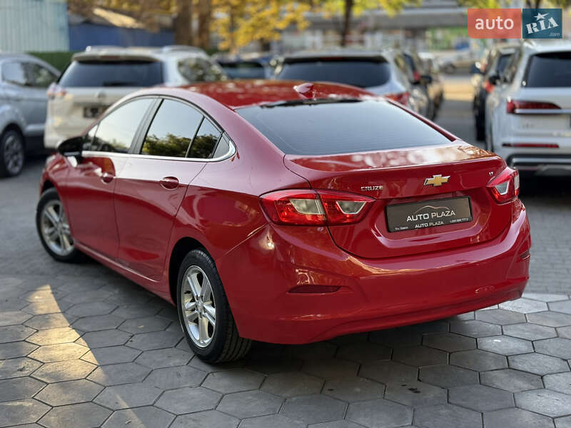 Седан Chevrolet Cruze 2017 в Одесі